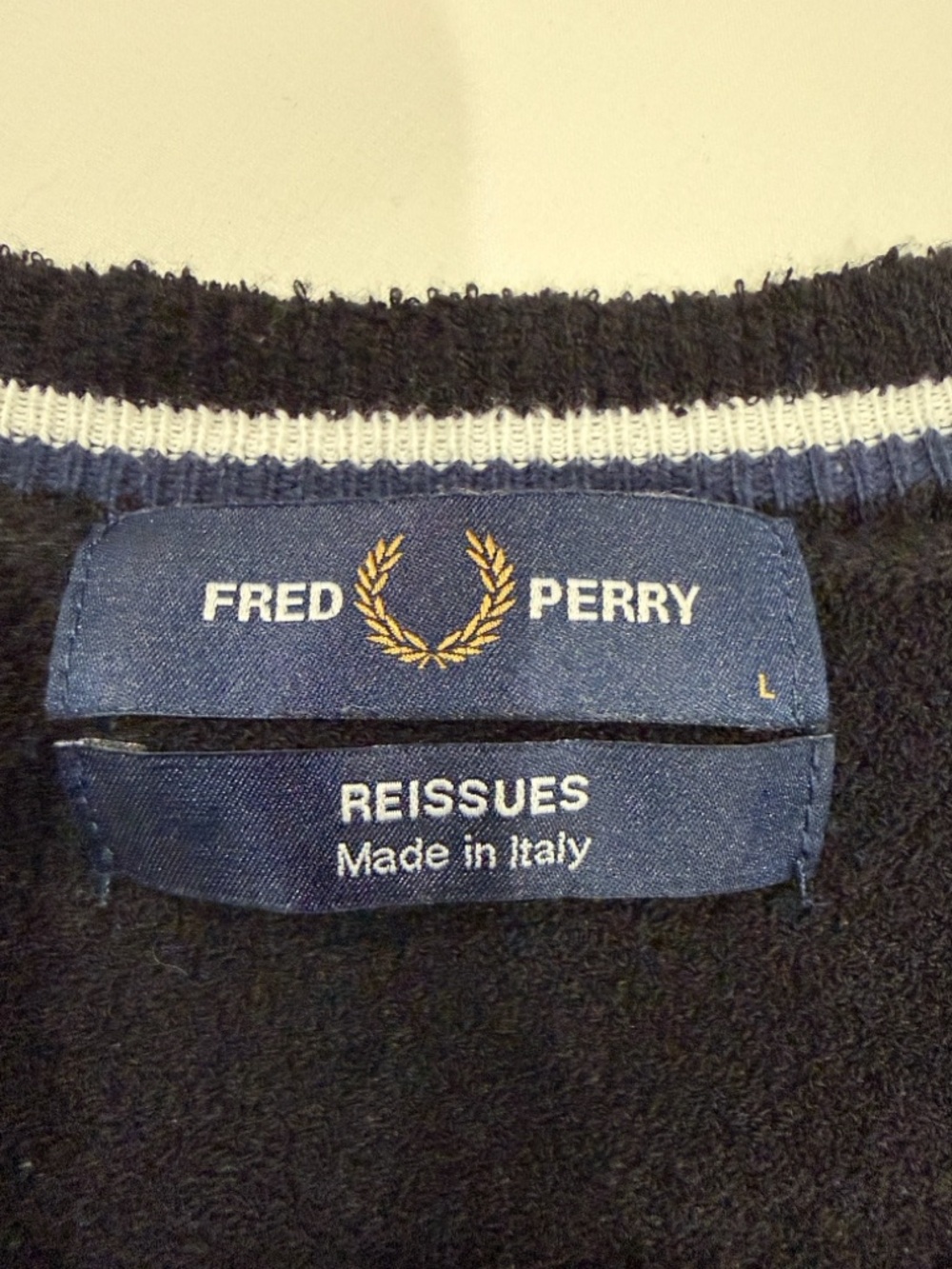🔹Fred Perry Tipped Cable V neck Short Sleeve Pullover Sweater